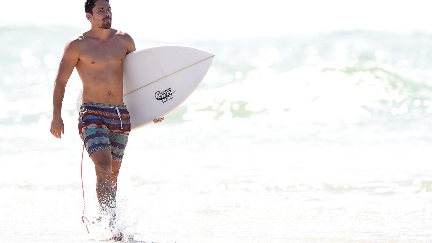 How Much Does a Surfboard Weigh?