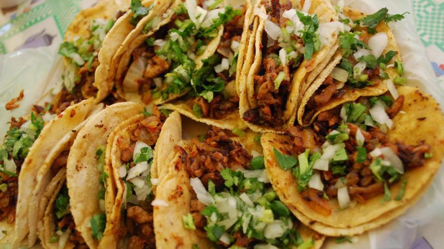 How Many Pounds of Meat Do You Need to Make Tacos for 20 People?