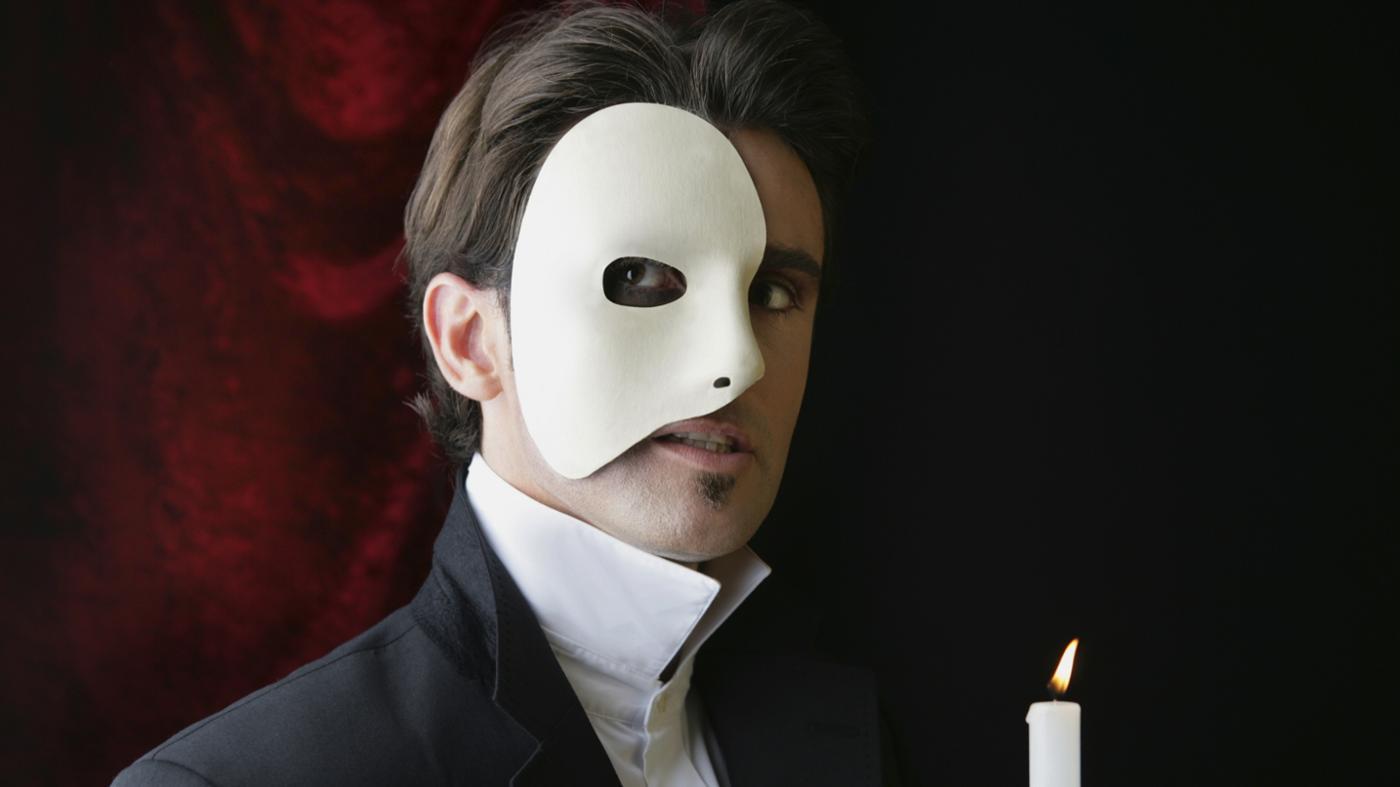 story behind phantom of the opera