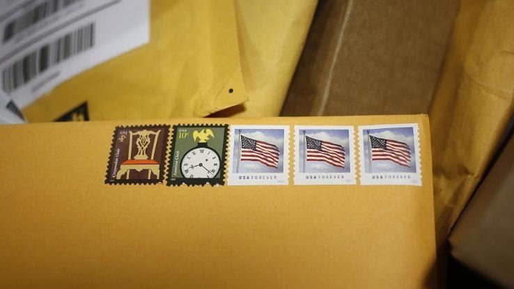 How Many Stamps Do I Need for a Manila Envelope? (USPS)
