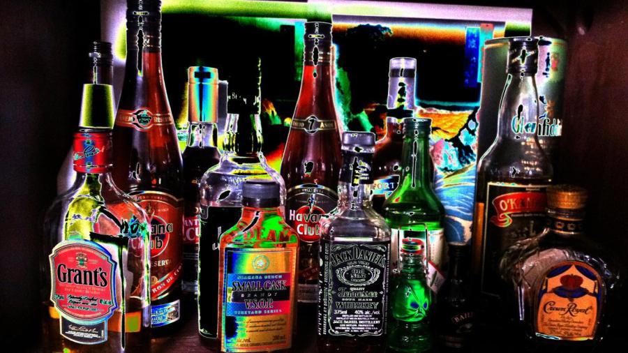 Why Does Alcohol Evaporate Faster Than Water?