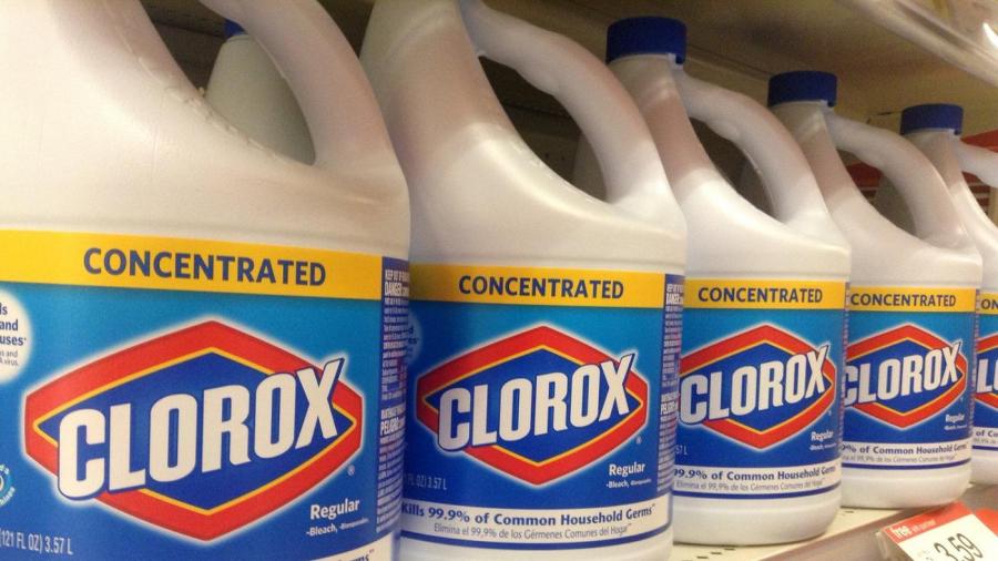 What Happens If I Get Bleach in My Eyes?