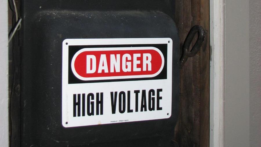 How Many Watts Can a 20Amp Breaker Handle?